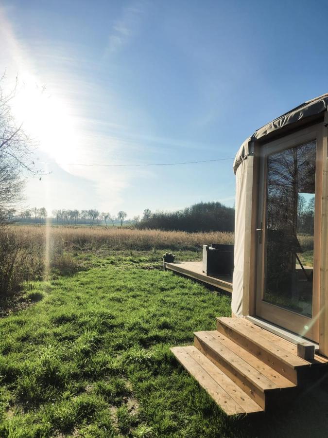 Jurty Glamping Hotel Gostynin Exterior foto