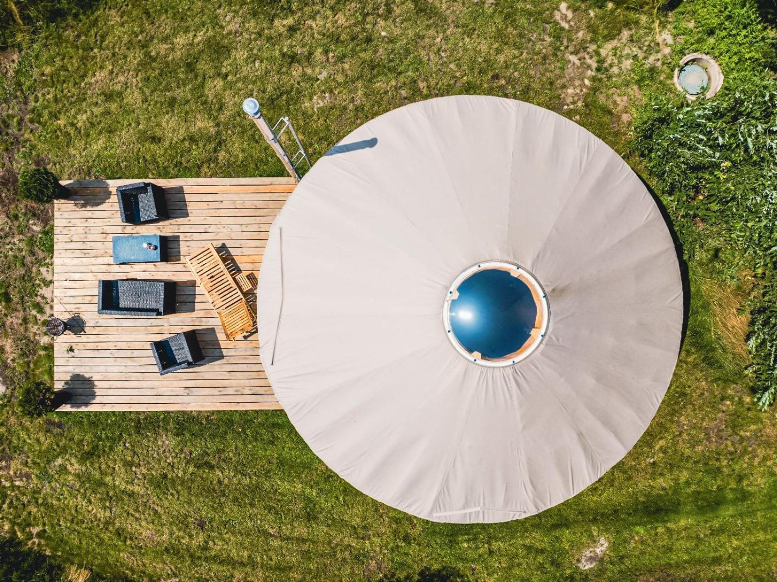 Jurty Glamping Hotel Gostynin Exterior foto