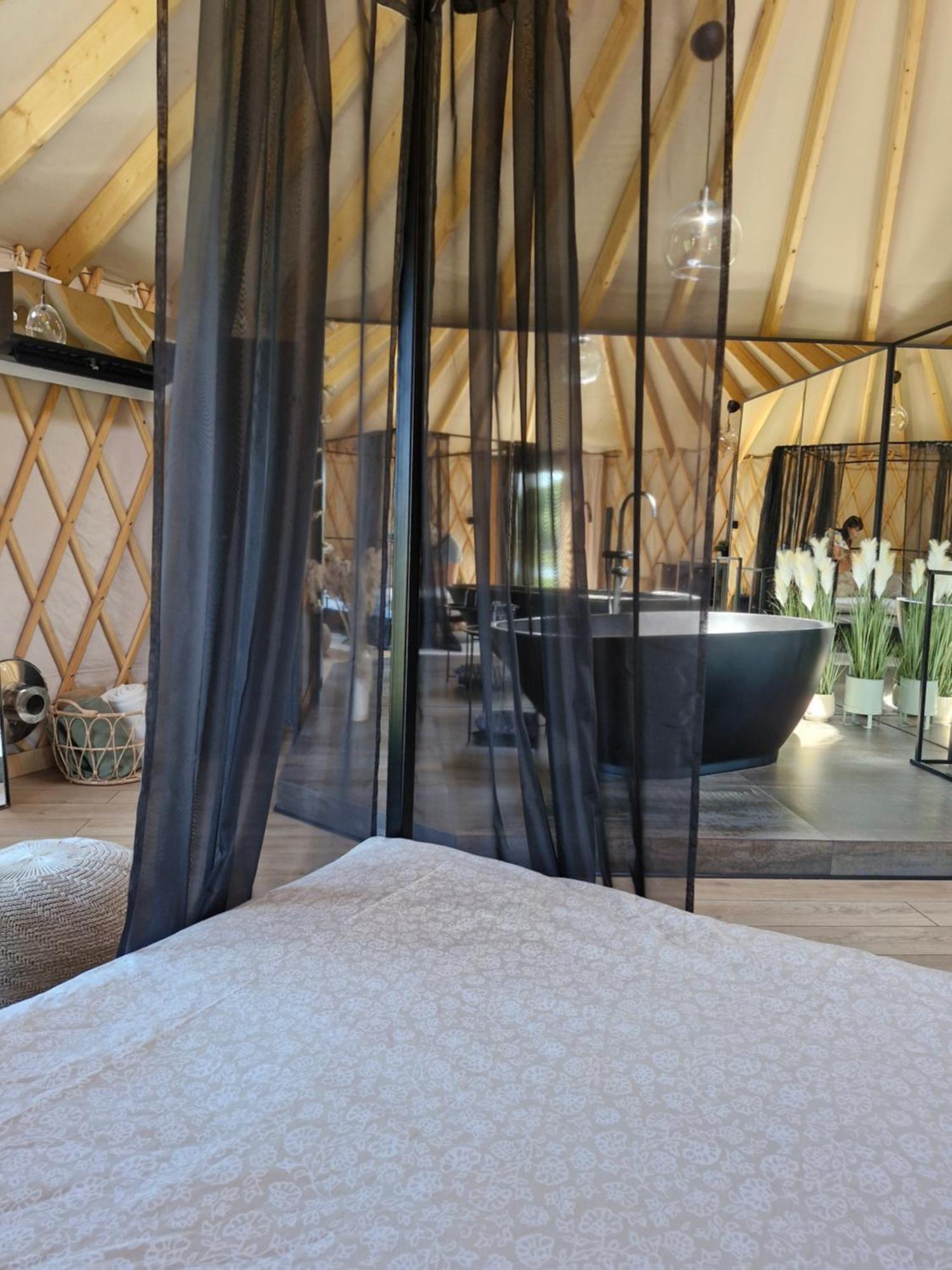 Jurty Glamping Hotel Gostynin Cameră foto